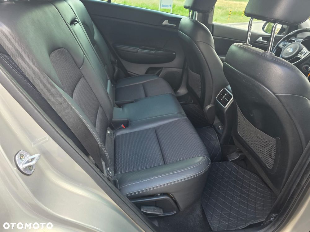 Kia Sportage 1.7 CRDI 2WD ISG Vision - 18
