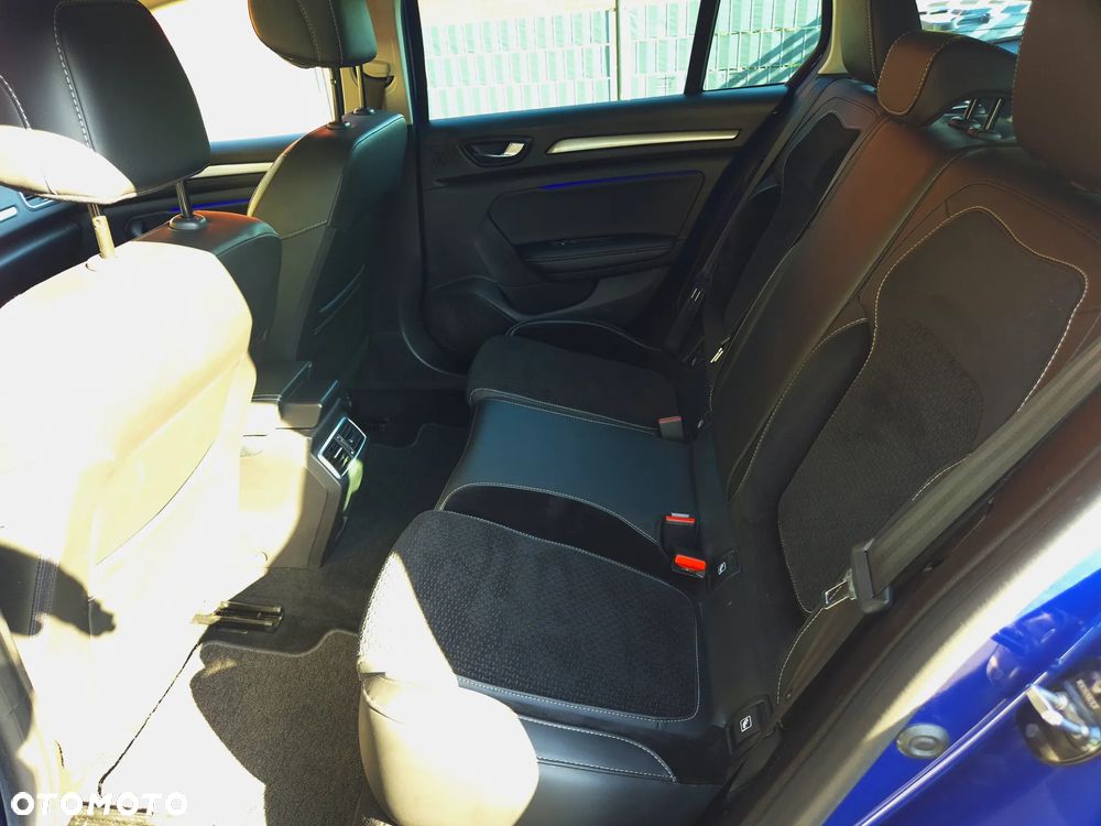 Renault Megane TCe 140 GPF GT LINE - 27