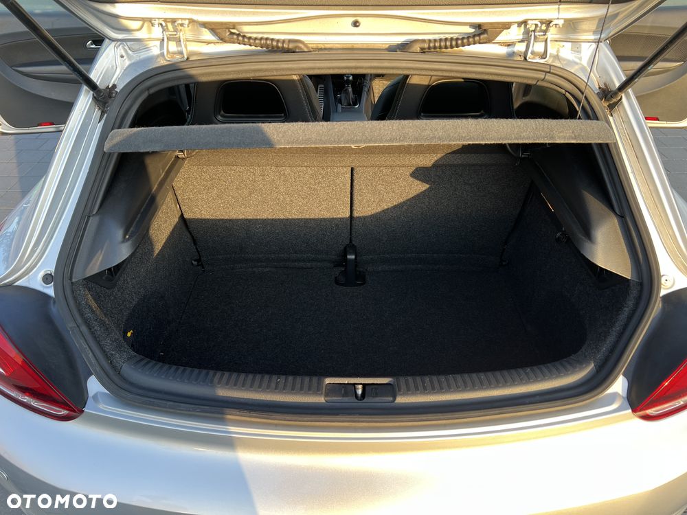 Volkswagen Scirocco - 11