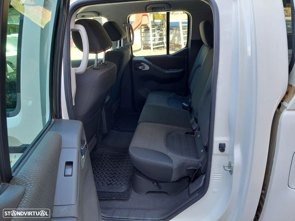 Nissan Navara 2.5 dCi CD SE 4WD - 16