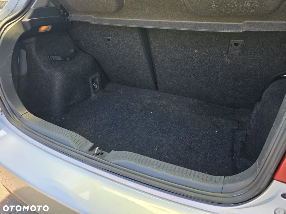 Toyota Auris 1.33 VVT-i Active - 3