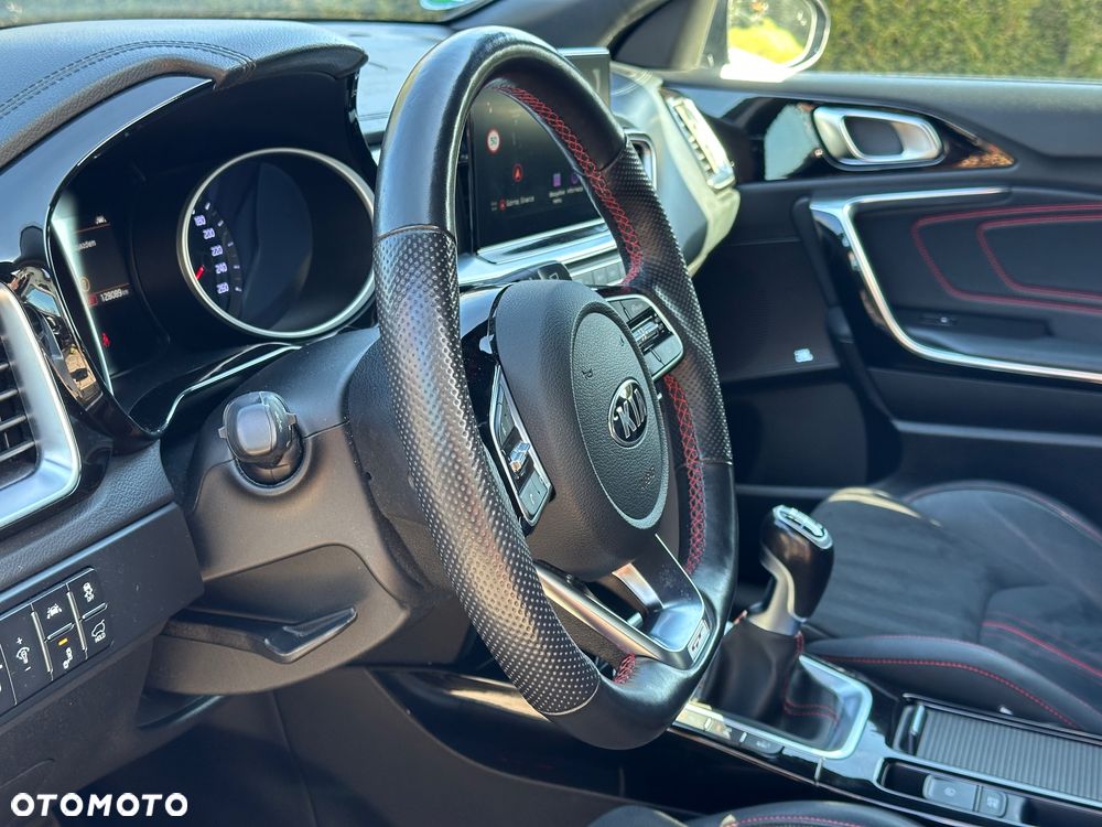 Kia ProCeed 1.6 T-GDI GT - 35