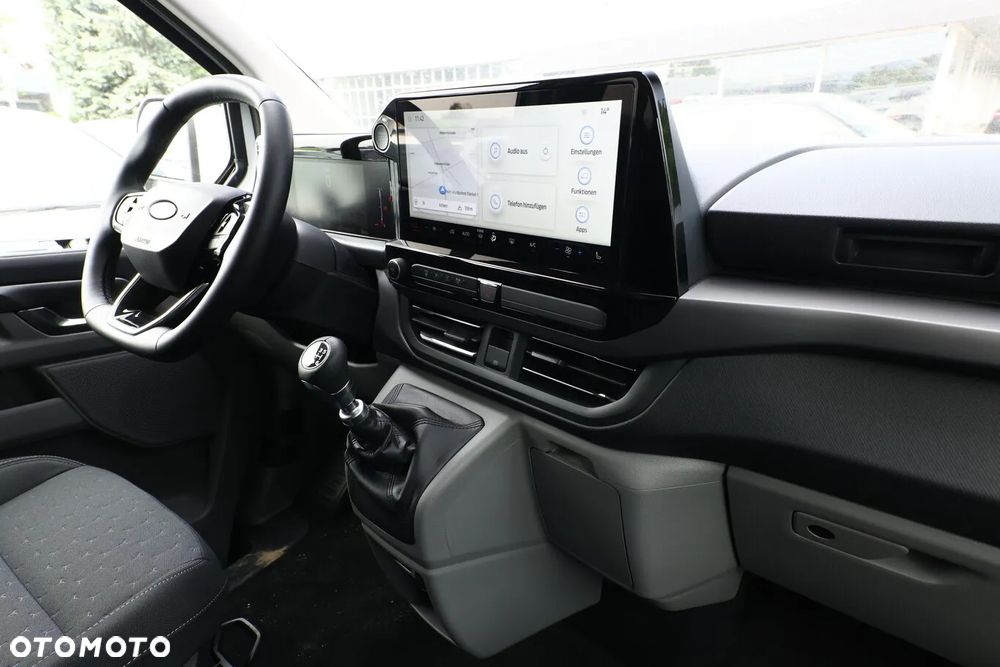 Ford Tourneo Custom - 6