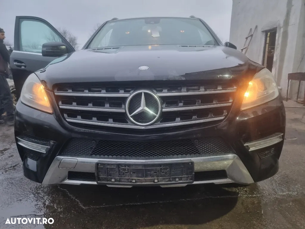 Dezmembrez Mercedes ML w 166 diferite motorizari