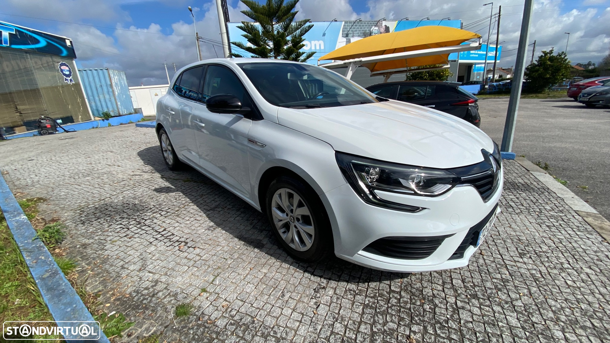 Renault Mégane 1.5 Blue dCi Limited - 8