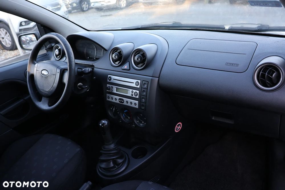 Ford Fiesta 1.3 Trend - 9
