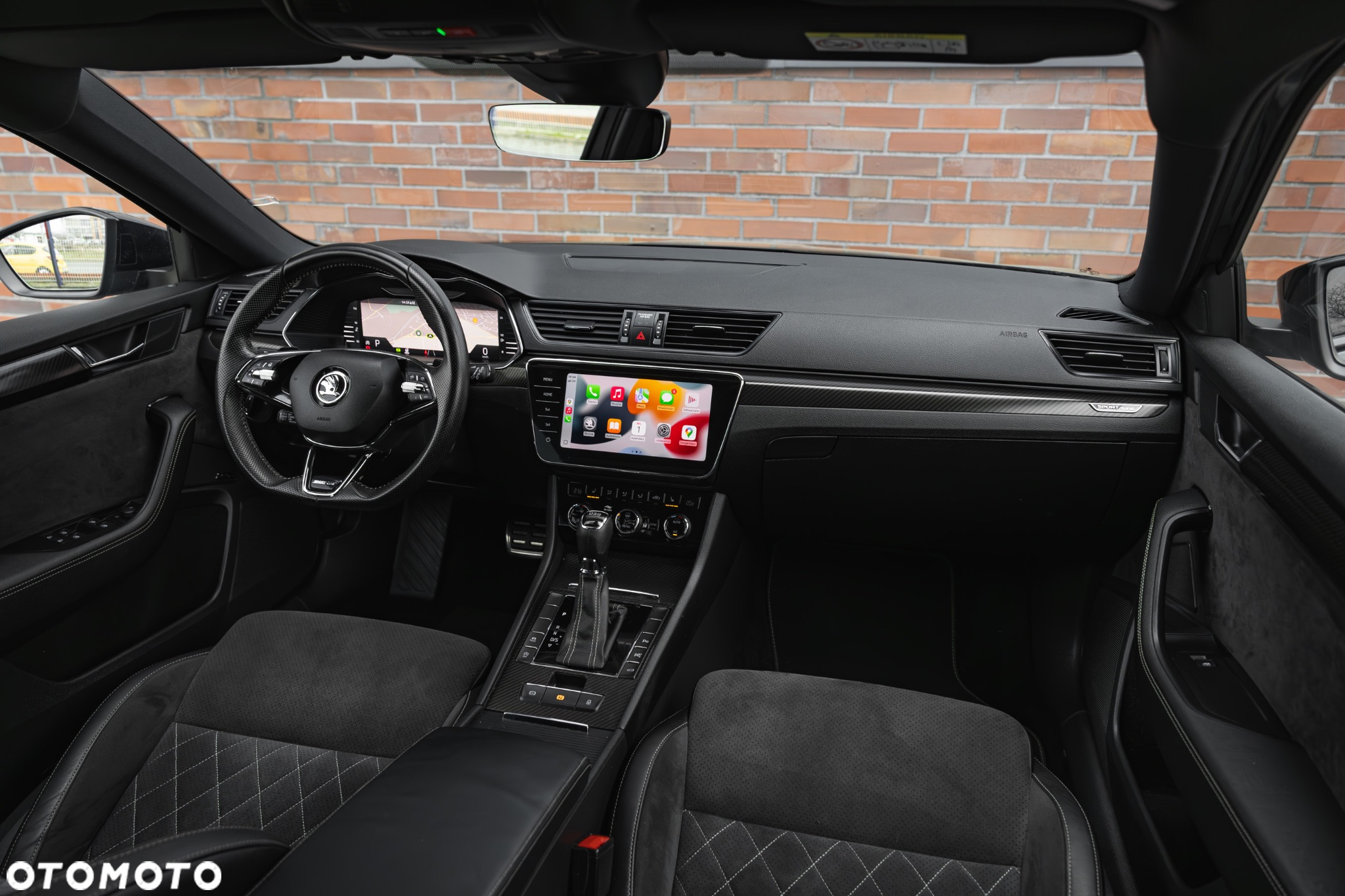 Skoda Superb 2.0 TDI DSG Sportline - 23
