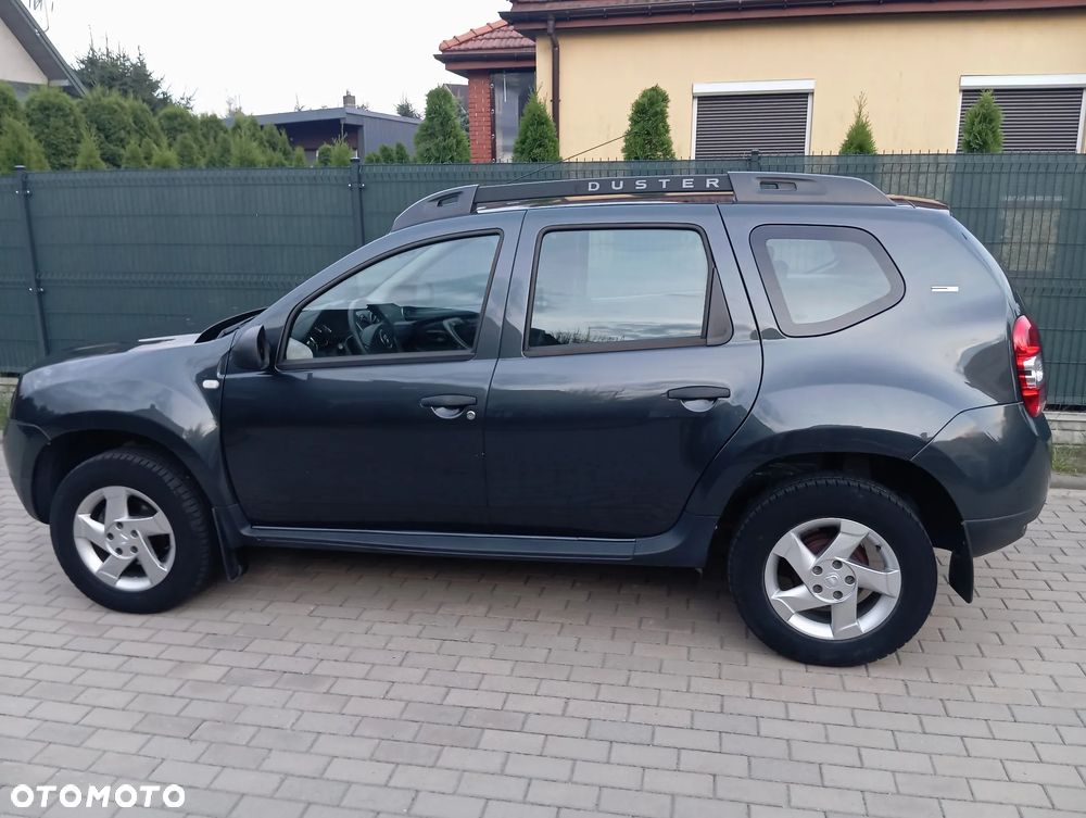 Dacia Duster 1.6 SCe Laureate S&S - 11