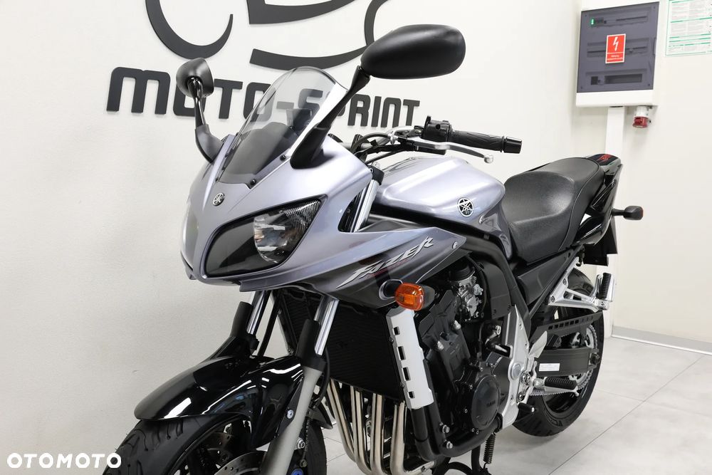Yamaha FZS - 13