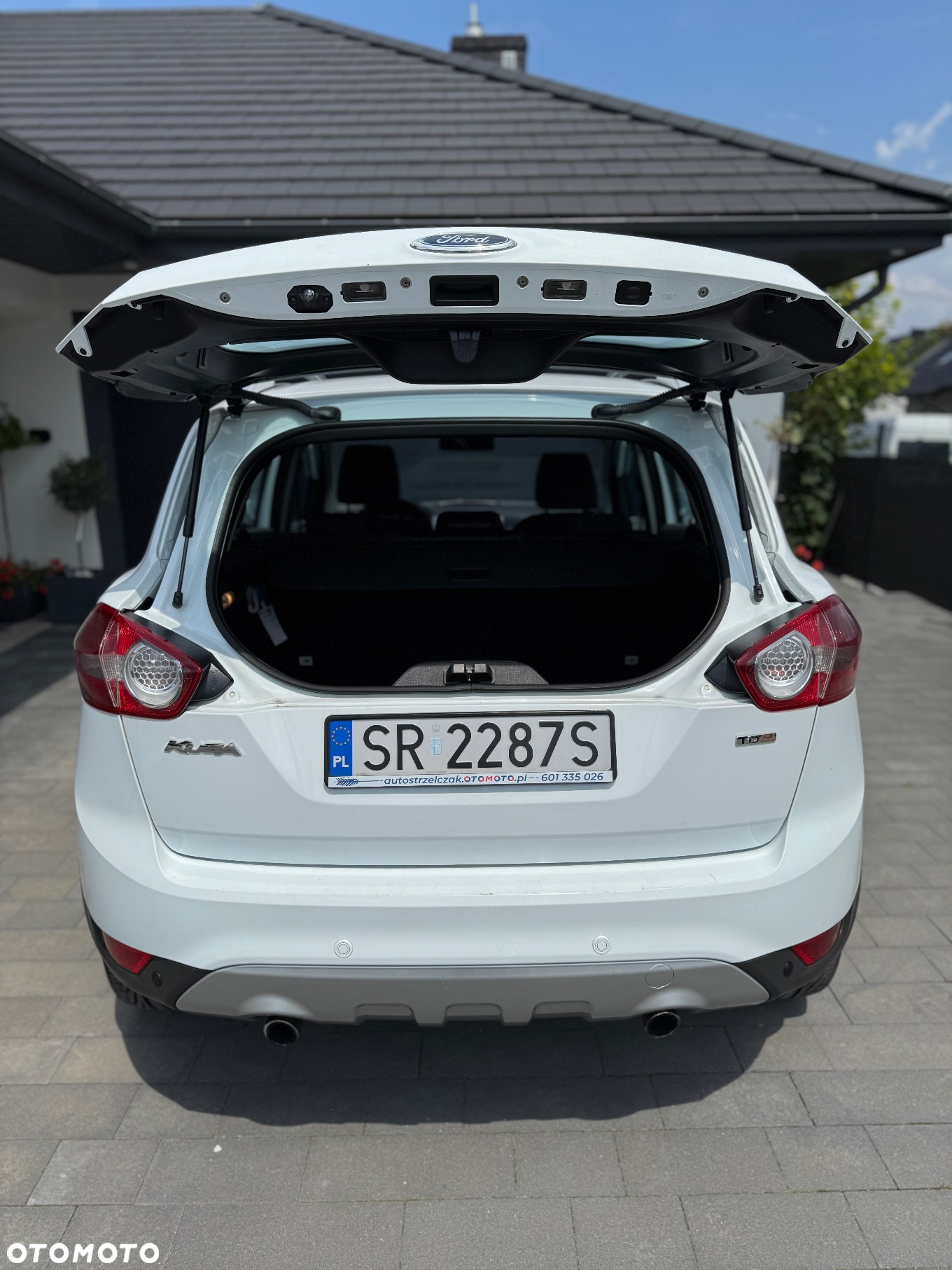 Ford Kuga 2.0 TDCi Titanium - 8