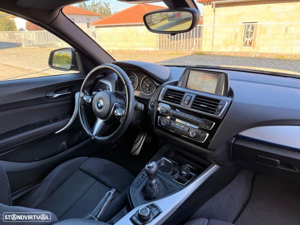 BMW 118 d Pack M - 12