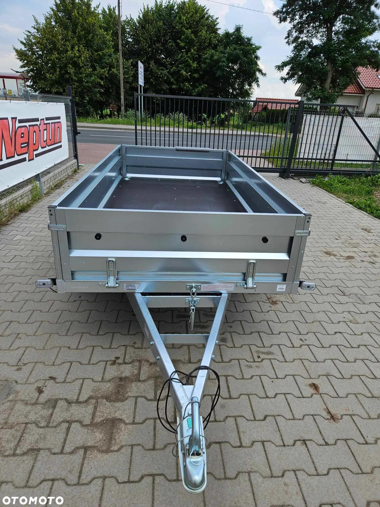 Neptun RUSTIK N7-236 skrzynia 236 x 129cm burty 40cm! 2 osie - 2