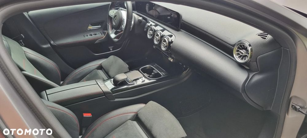 Mercedes-Benz Klasa A 200 7G-DCT AMG Line - 7