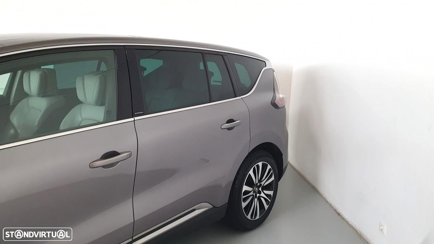 Renault Espace 1.6 dCi Initiale Paris EDC - 12