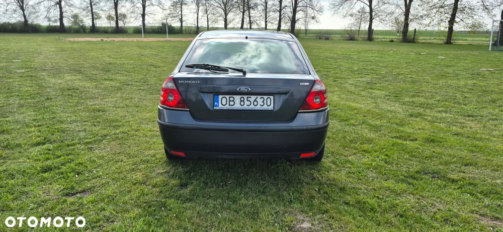 Ford Mondeo 2.0 TDCI Ambiente - 8