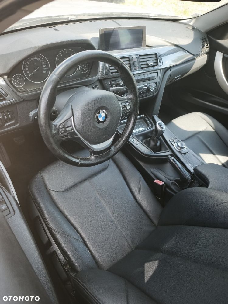 BMW Seria 3 - 8