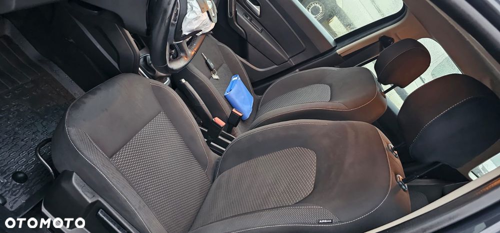 Dacia Duster Blue dCi 115 4WD Comfort - 11