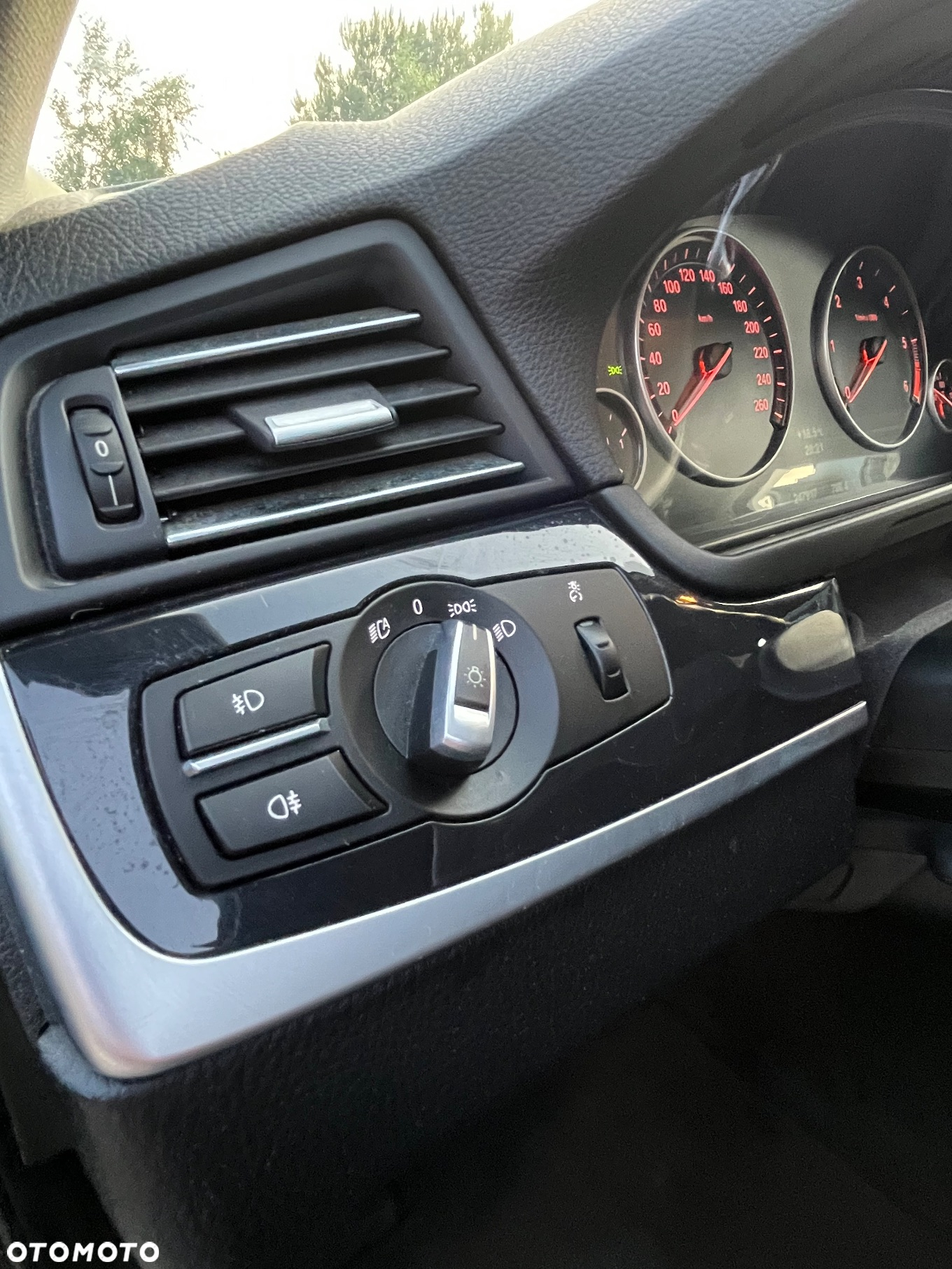 BMW Seria 5 520d Luxury Line - 11