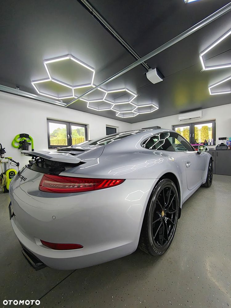 Porsche 911 Carrera PDK - 17