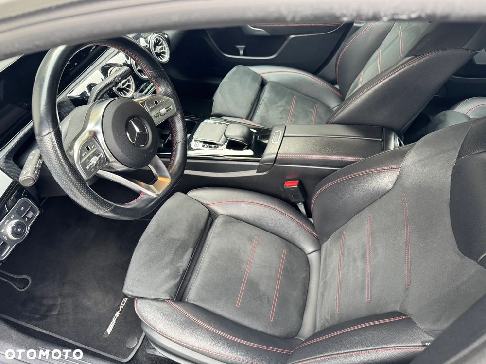 Mercedes-Benz Klasa A 180 AMG Line 7G-DCT - 21