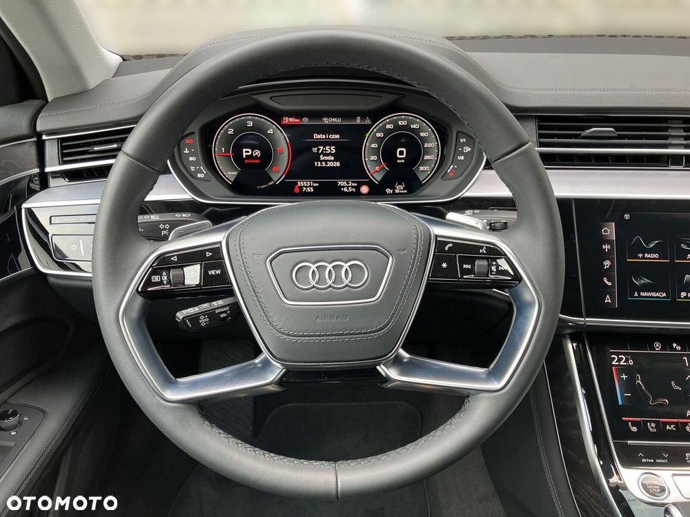 Audi A8 - 12
