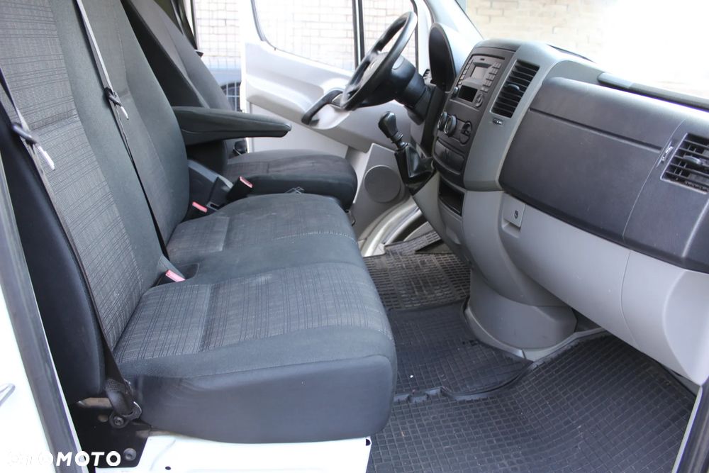 Mercedes-Benz Sprinter - 27