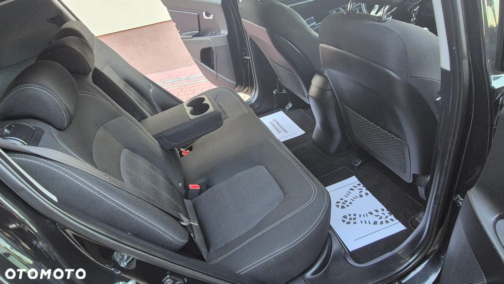 Kia Sportage 1.6 GDI Business Line L 2WD - 27
