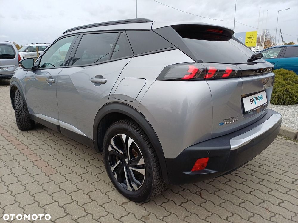 Peugeot 2008 - 4