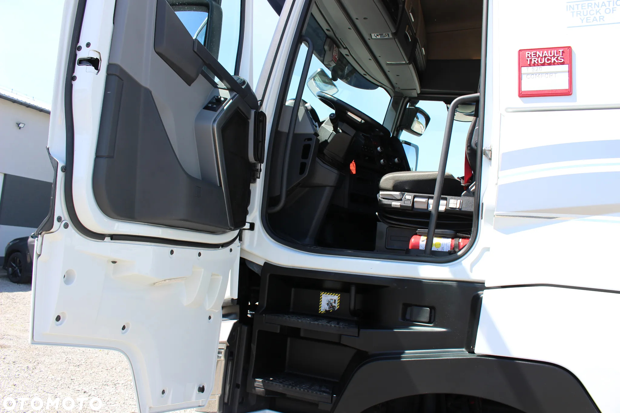 Renault T520 *13L* / KLIMA POSTOJOWA / HIGH CAB / 2 ZBIORNIKI /PEŁNY SPOILER /ACC / BL.MOSTU / Euro 6 /**SERWIS FR**/ STAN IDEALNY / - 29