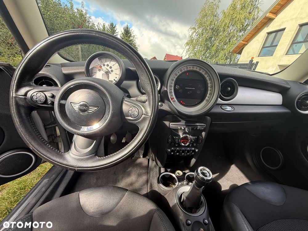MINI Cooper - 1