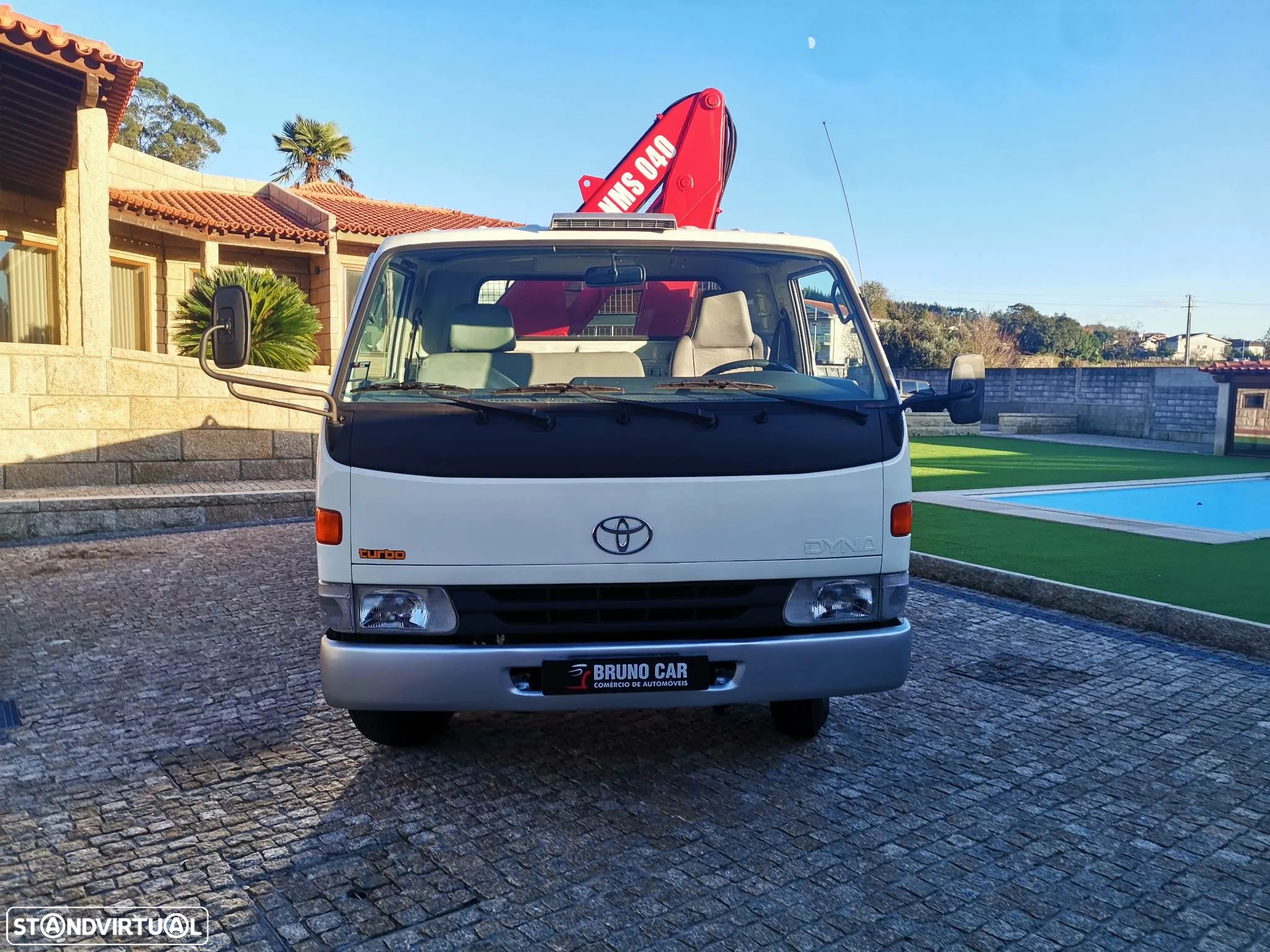 Toyota DYNA ( 32 BUN5) 7.0 - 2