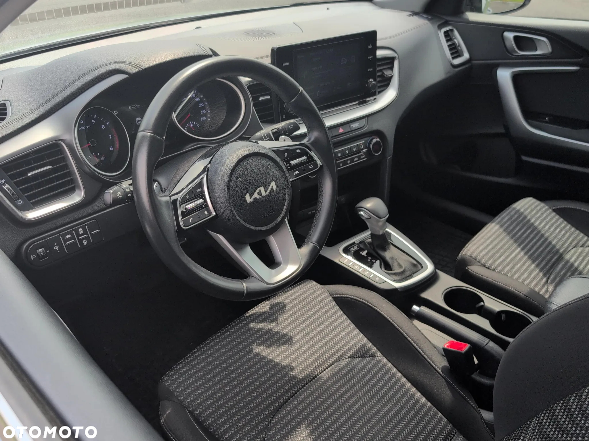 Kia Ceed 1.5 T-GDI M DCT - 9