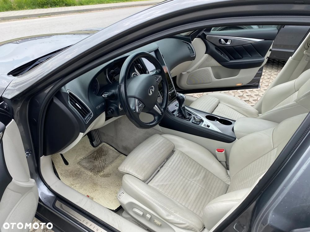 Infiniti Q50 Q50S Hybrid Sport AWD - 2