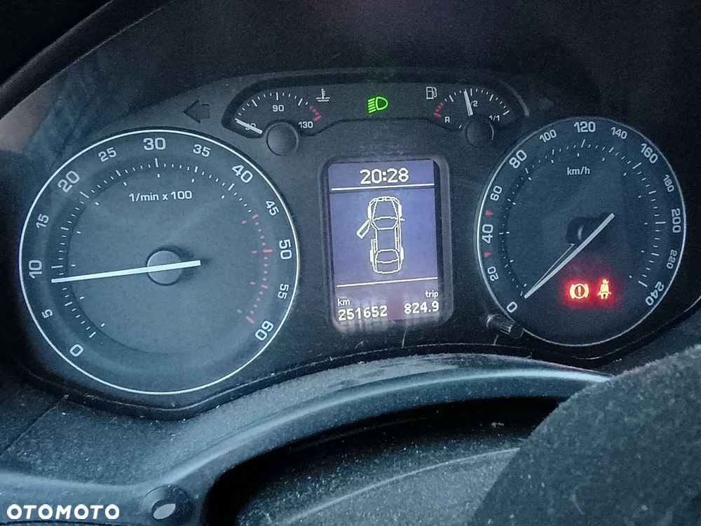 Skoda Octavia 2.0 TDI Ambiente - 7