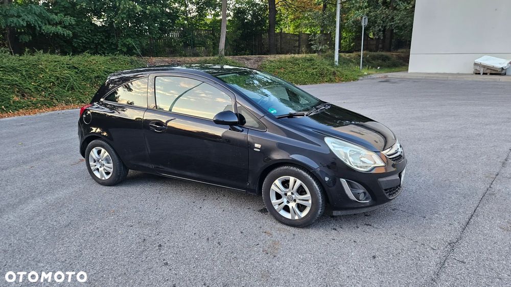 Opel Corsa 1.4 16V Satellite - 10