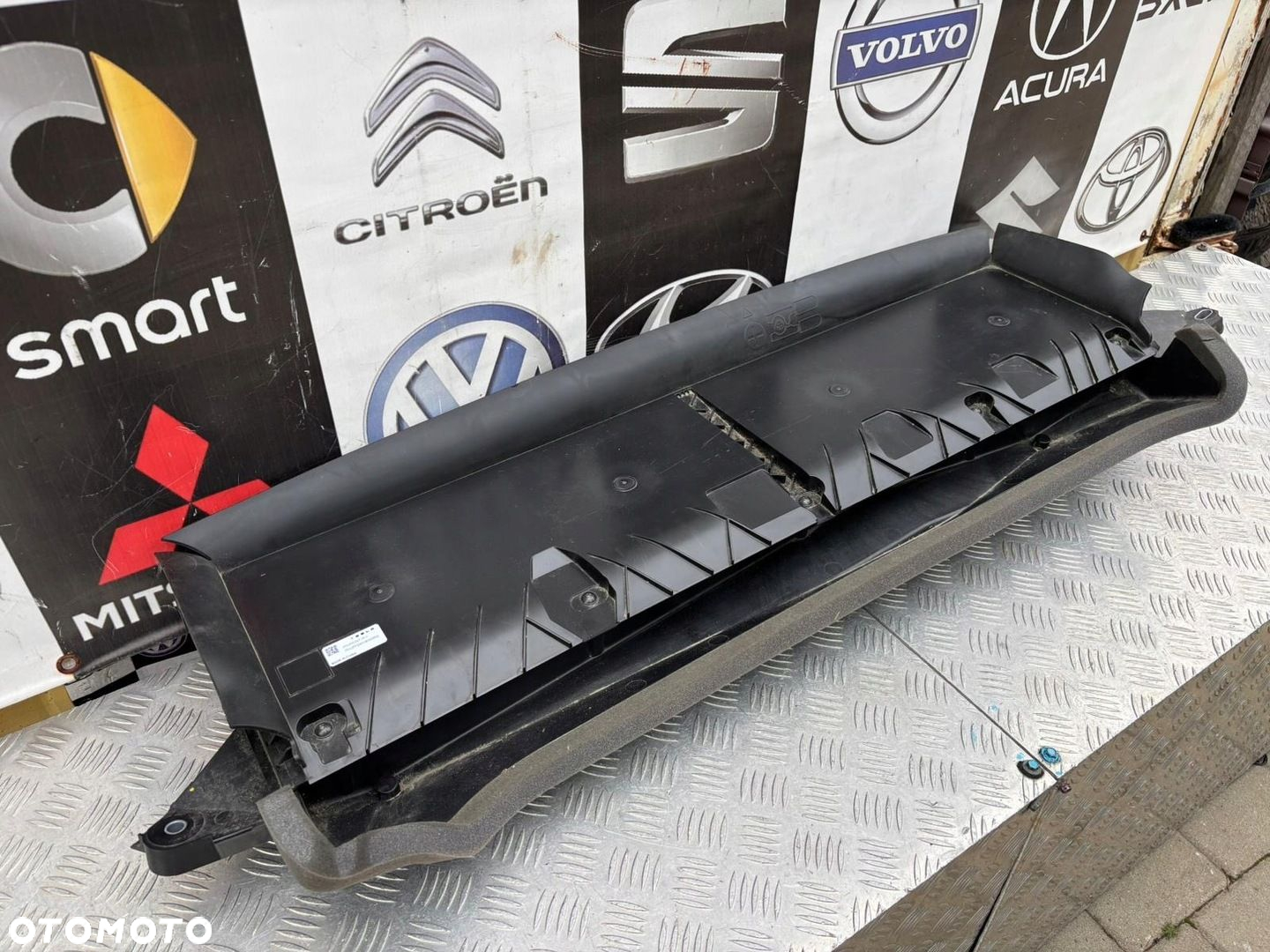 TESLA MODEL Y WLOT FILTR KABINOWY OBUDOWA IDEAŁ 1495167-28-C - 2
