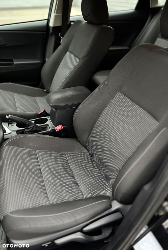 Toyota Auris 1.6 Premium - 15