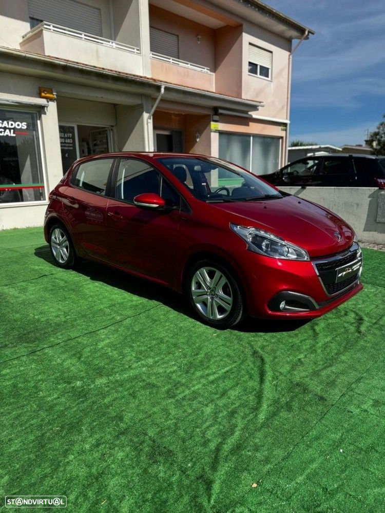 Peugeot 208 PureTech 82 Stop & Start Signature - 4