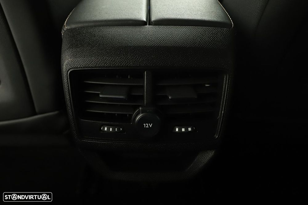 Peugeot 3008 1.2 PureTech GT EAT8 - 24