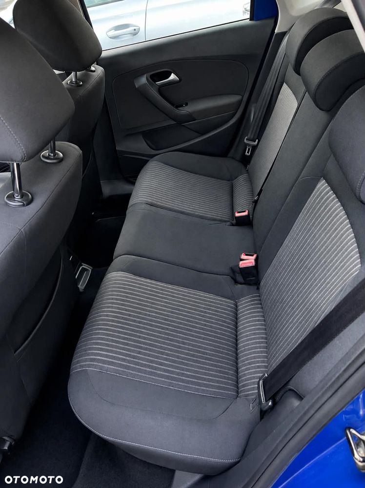 Volkswagen Polo - 13