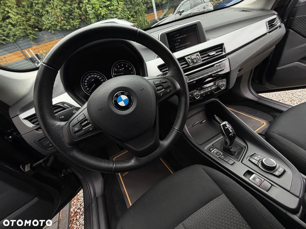 BMW X1 sDrive20i Advantage - 27