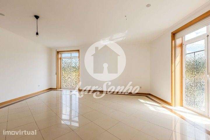Apartamento T3 com garagem fechada em Cavalões, Vila Nova de Famalicão - Grande imagem: 2/19