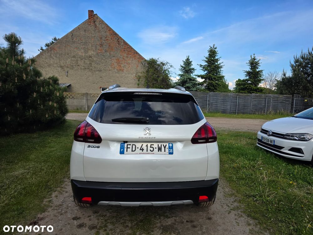 Peugeot 2008 PureTech 130 Allure - 6
