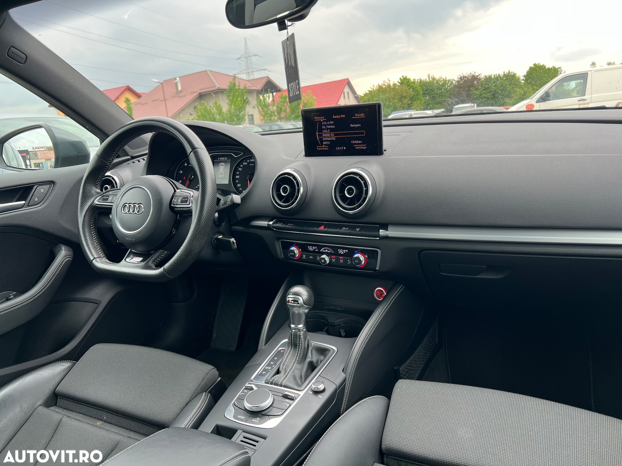Audi A3 Sportback 1.4 TFSI Stronic Attraction - 6