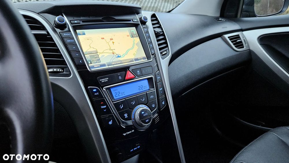 Hyundai i30 1.6 CRDi Automatik Style - 30