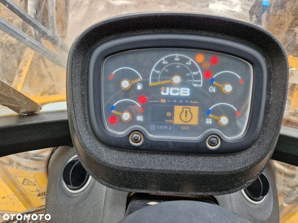 JCB 427HT - 6
