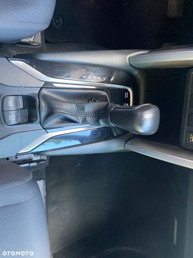 Toyota Corolla Cross 2.0 Hybrid Comfort - 12