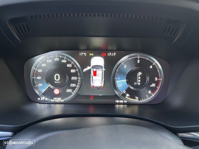 Volvo XC 60 2.0 D4 Inscription AWD Geartronic - 3