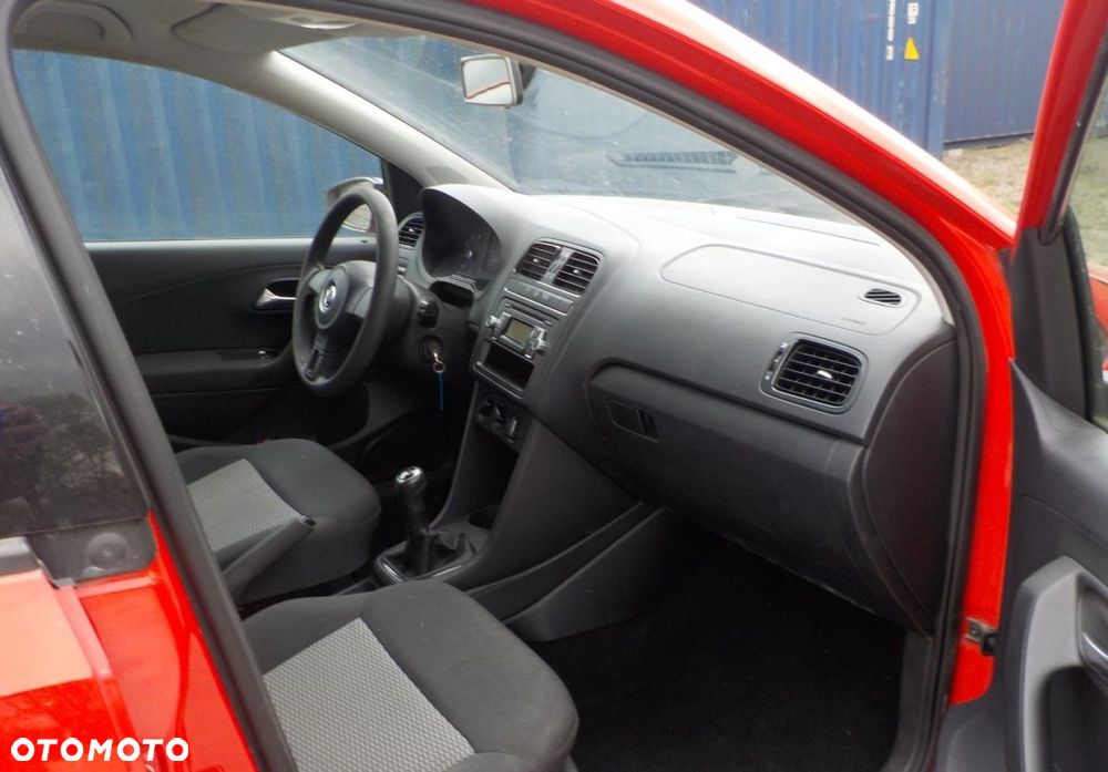 Volkswagen Polo - 18