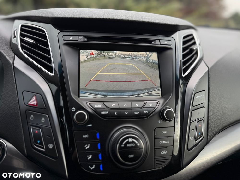 Hyundai i40 Kombi 1.7 CRDi DCT Premium - 23